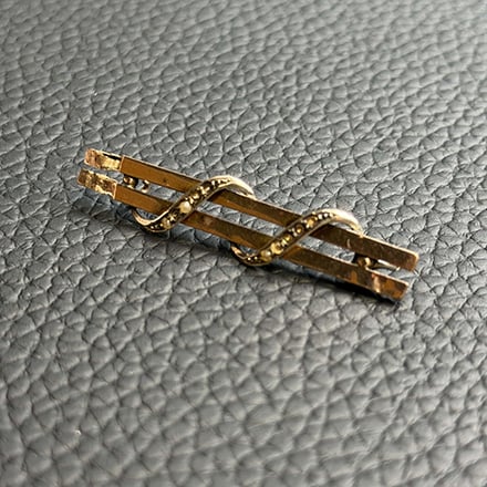 9ct Gold Broach